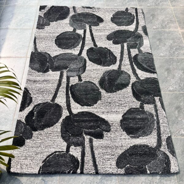 Blackish Floral Wool Hand Tufted Carpet