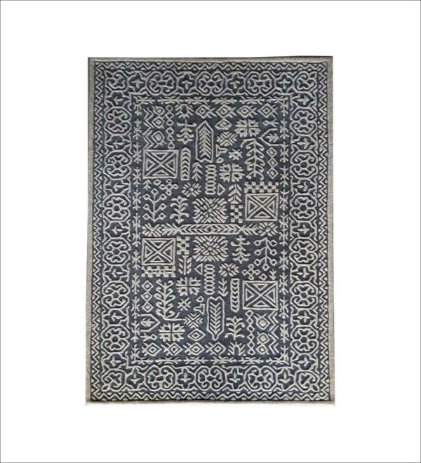 Grey Geometrical Wool Hand Tufted Carpet - Image 2